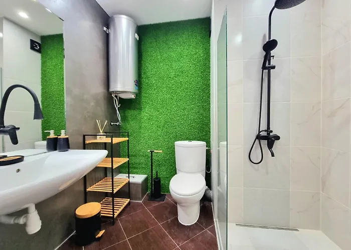 Апартамент Sunrise - 2 Bedrooms To The Sea *