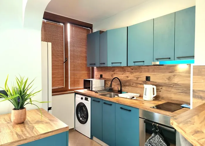 Апартамент Sunrise - 2 Bedrooms To The Sea *