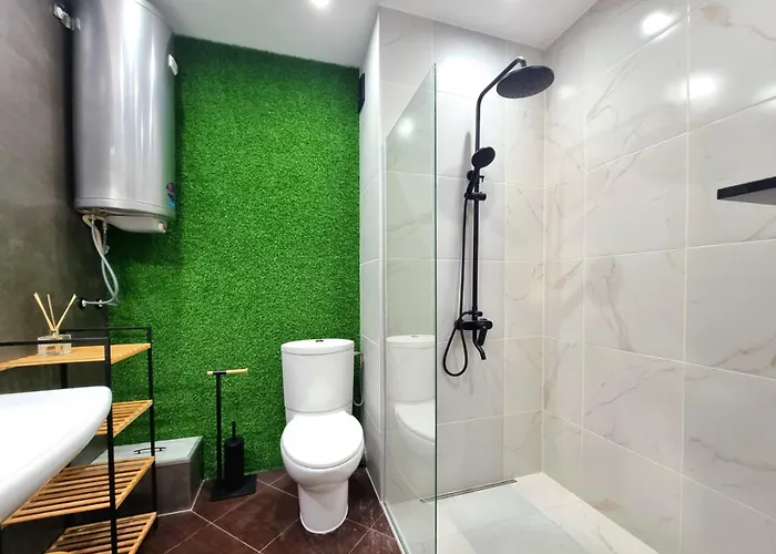 Sunrise - 2 Bedrooms To The Sea