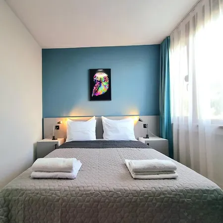 Apartment Sunrise - 2 Bedrooms To The Sea